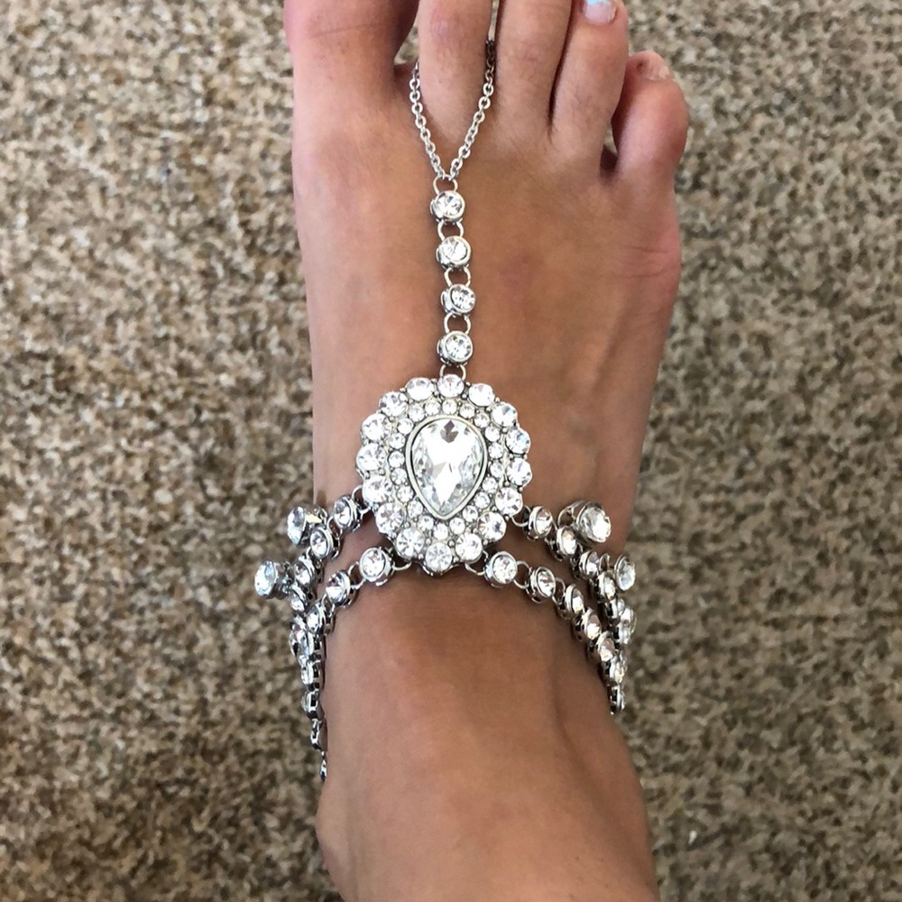 Foot jewelry